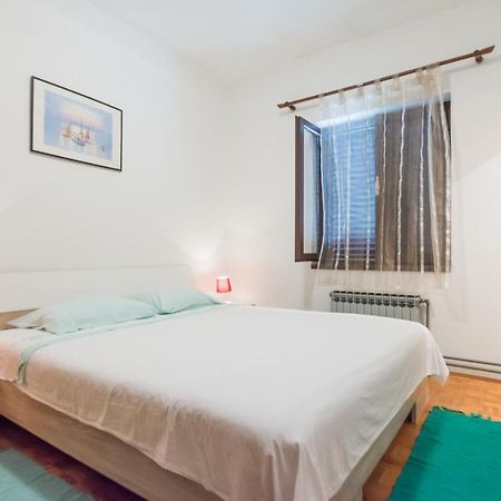 Apartman Zvjezda Биоград-на-Мору Экстерьер фото
