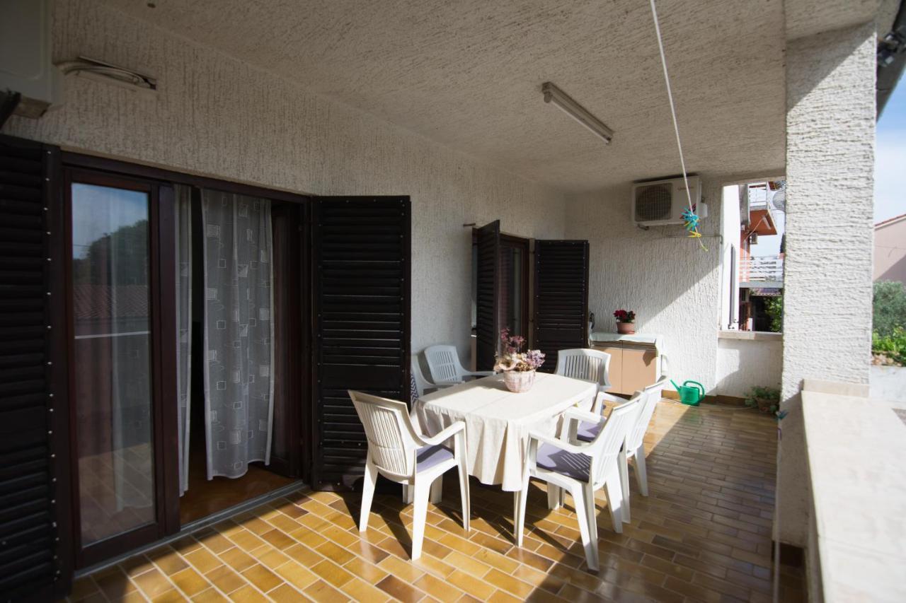 Apartman Zvjezda Биоград-на-Мору Экстерьер фото