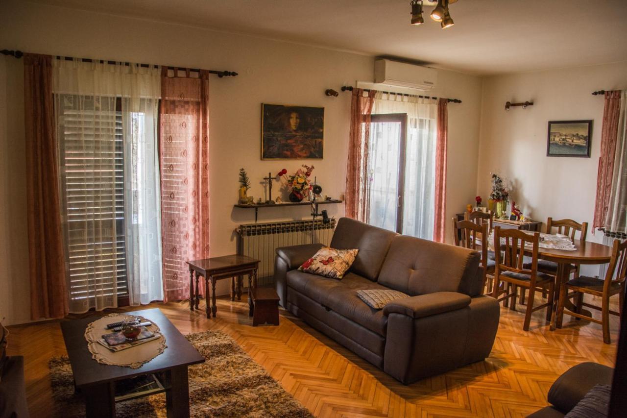 Apartman Zvjezda Биоград-на-Мору Экстерьер фото