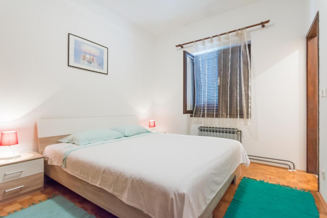 Apartman Zvjezda Биоград-на-Мору Экстерьер фото